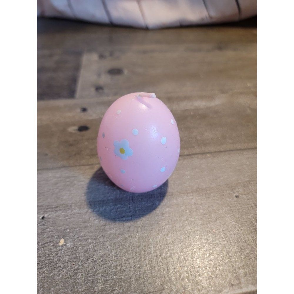 Pink polka dot Easter egg flower candle‎